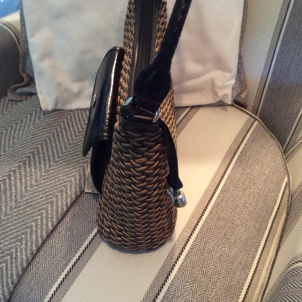 Handbag - Picture 4 of 5